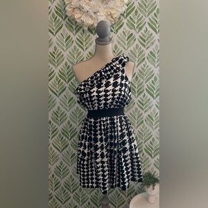 Short one shoulder dress